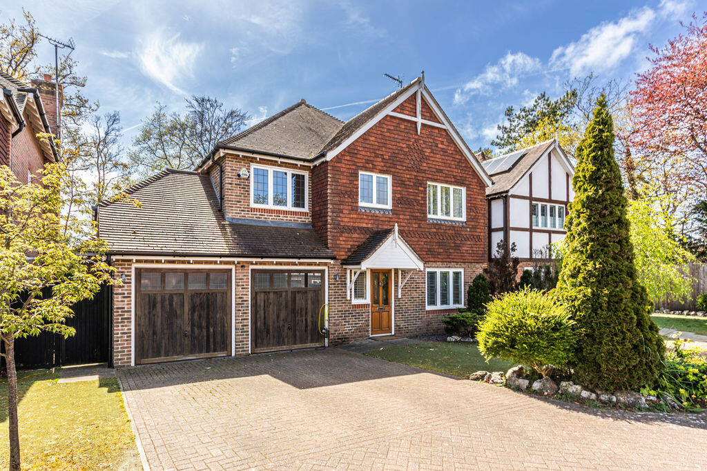 Main image of property: Stonepound Ridge, Hassocks