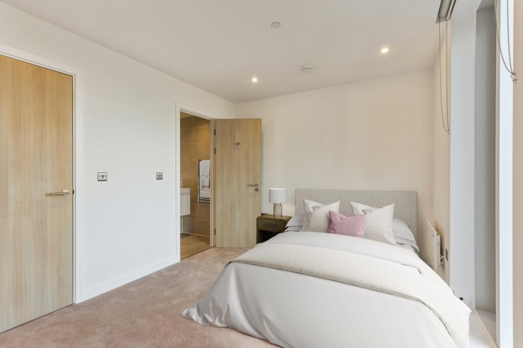 Main image of property: New Vic, 103 Corporation Street, Manchester, M4