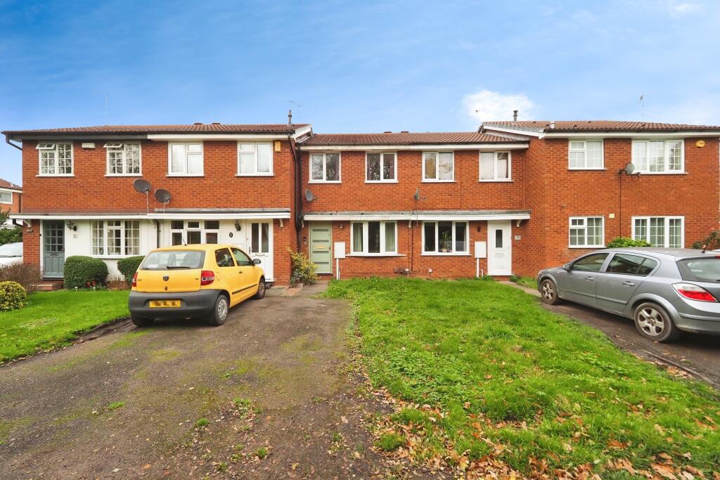 2-bed terraced on Chariot Close, Derby, DE24, £155,000