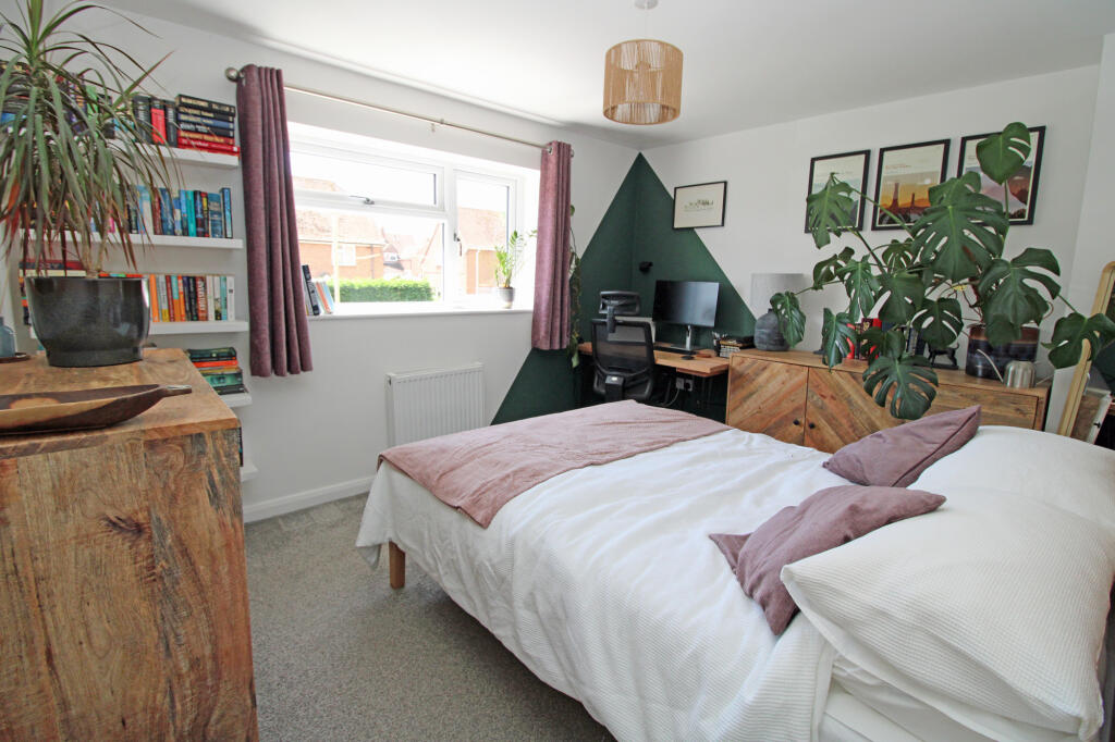House in Basingstoke and Deane, Overton - More