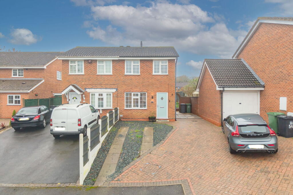 Main image of property: Stoneleigh Close, Oakenshaw South Redditch, B98 7YW