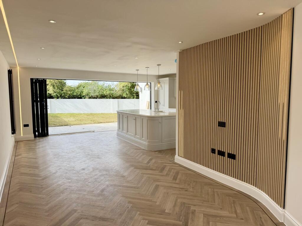 House in Rochester - View 3