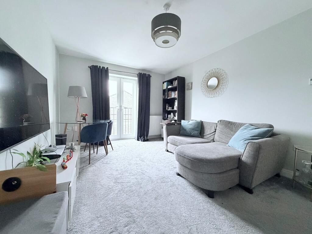 Apartment in Leeds - View 3