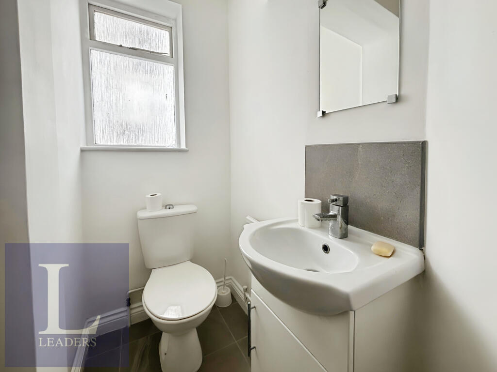 Apartment in Brighton - View 5