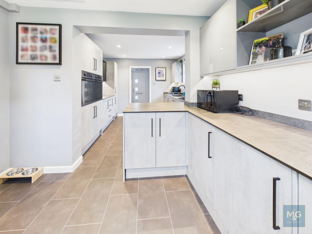 House in West Suffolk, Moreton Hall, Bury St Edmunds - View 5