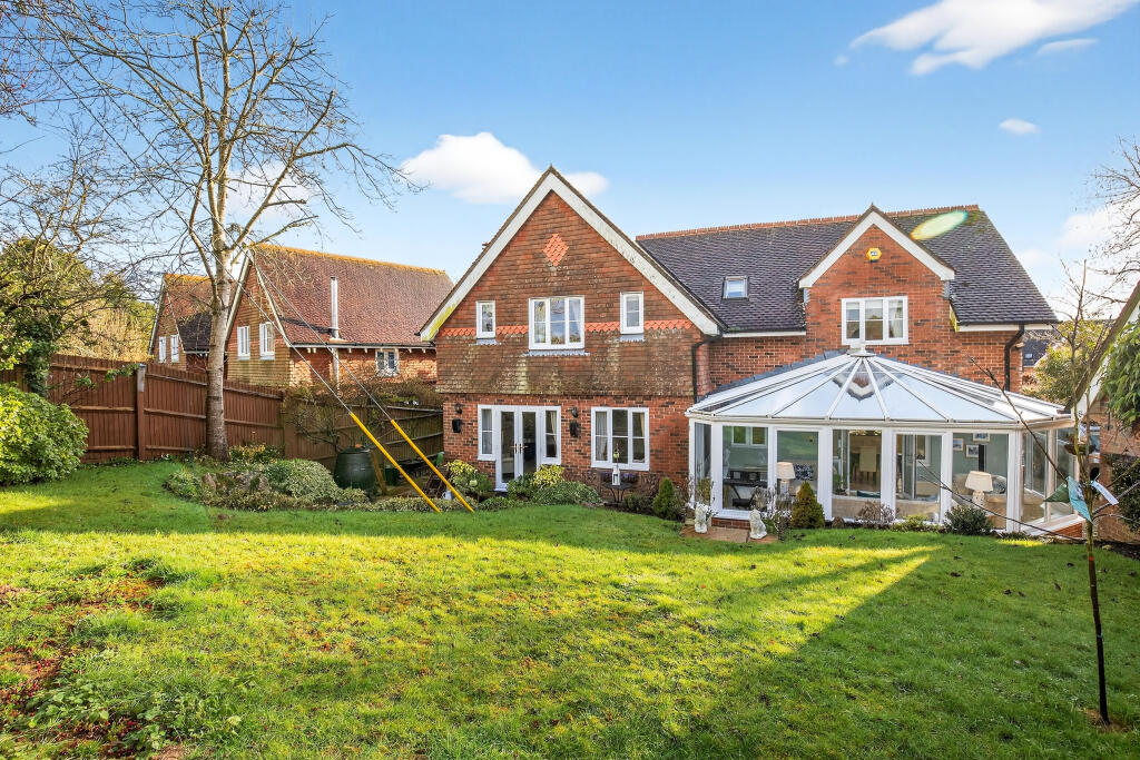 Main image of property: Martins Rise, Whiteparish, Salisbury, SP5