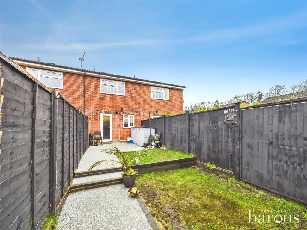 House in Basingstoke and Deane, Basingstoke - View 4