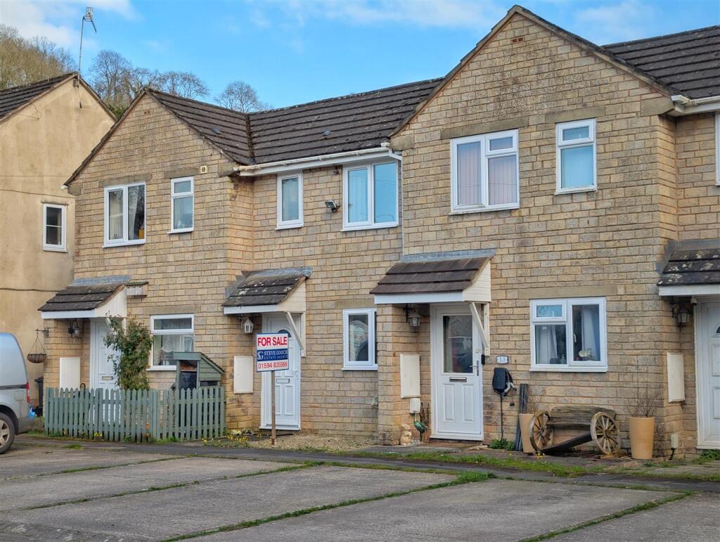 Main image of property: Lower Cross, Clearwell, Coleford