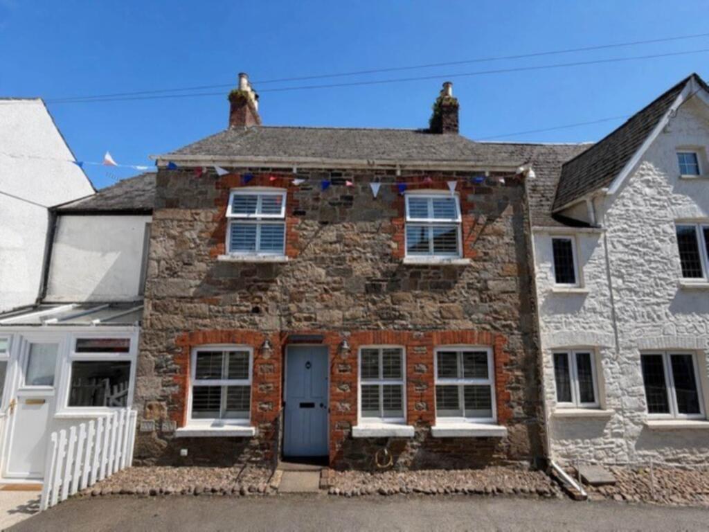 Main image of property: The Square, Ermington