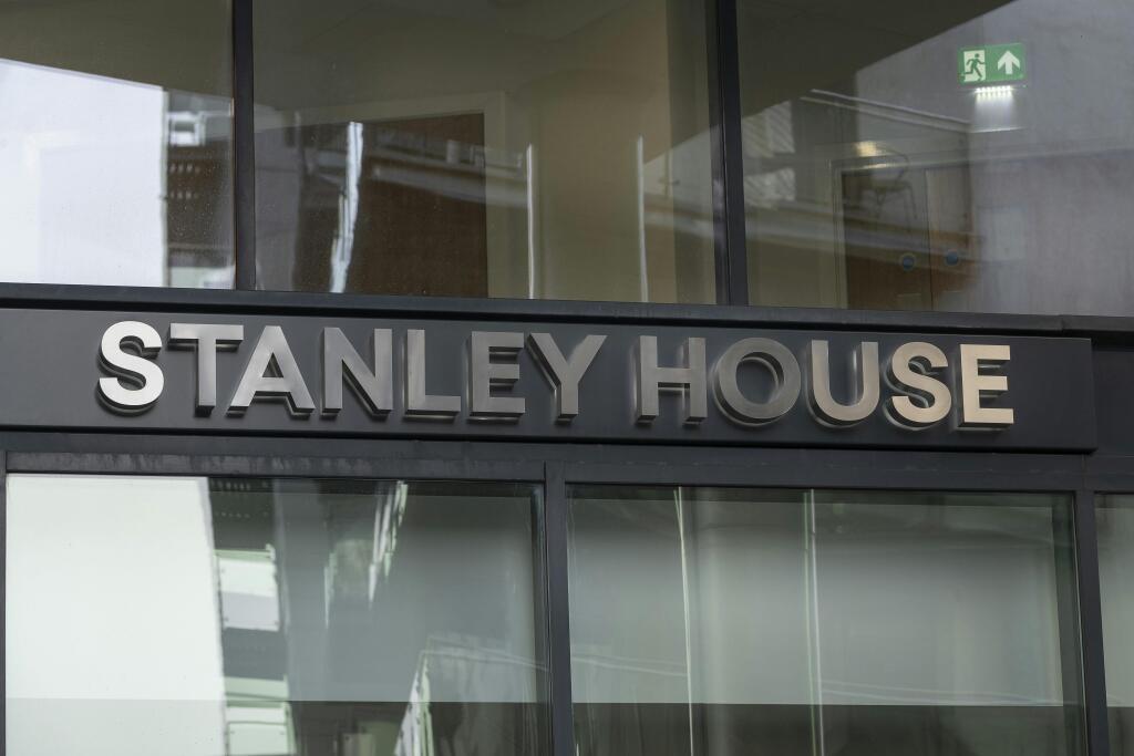 Stanley_House_009.jpg
