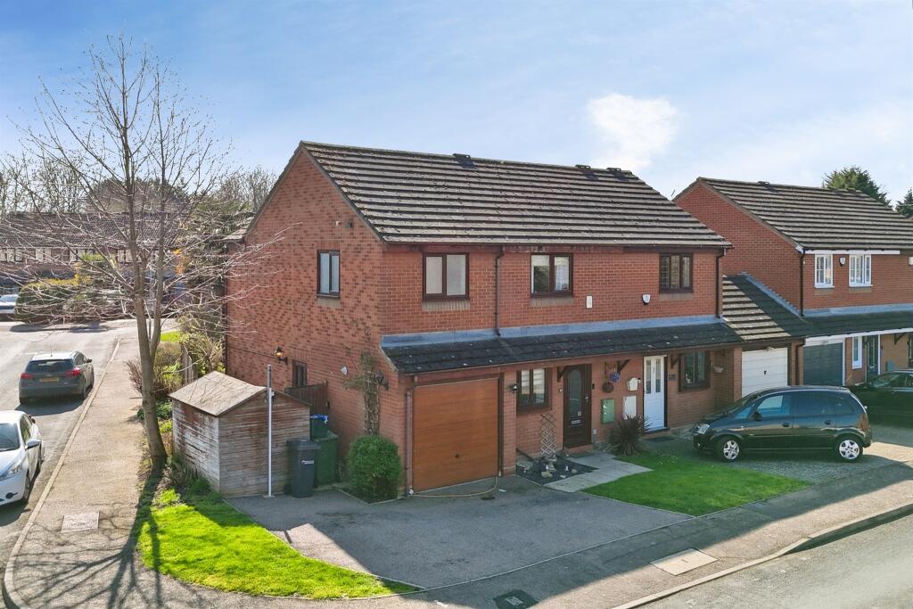 Main image of property: Benedictine Gate, Waltham Cross
