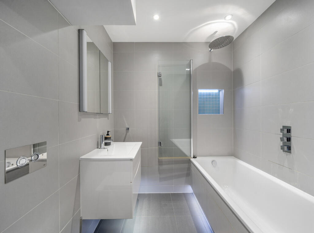Apartment in London - More