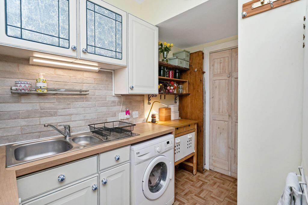 3/1 Piersfield Grove, Piersfield, Edinburgh, EH8 7BT - View 4