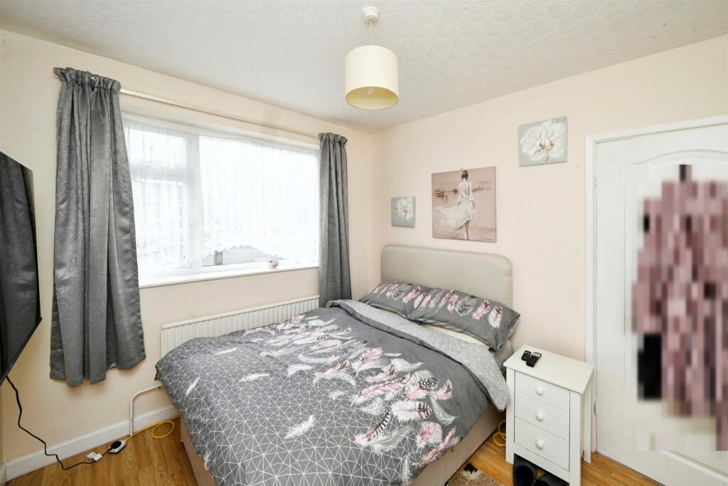 Kingsthorpe Crescent, Skegness photo 4