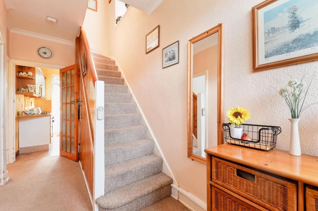 House in Kingston upon Thames - View 4