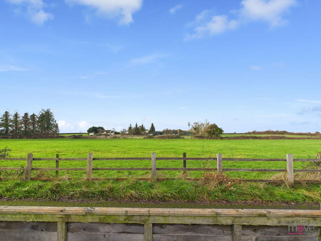Springbank Road, Cheltenham, GL51 photo 2