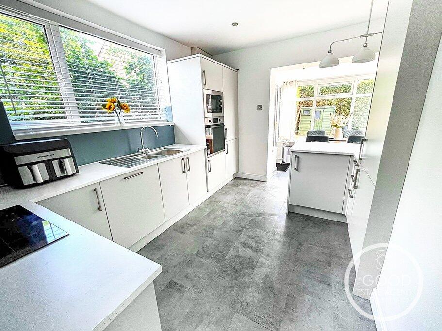 House in Cheshire East SK9 3RZ, Handforth - View 5
