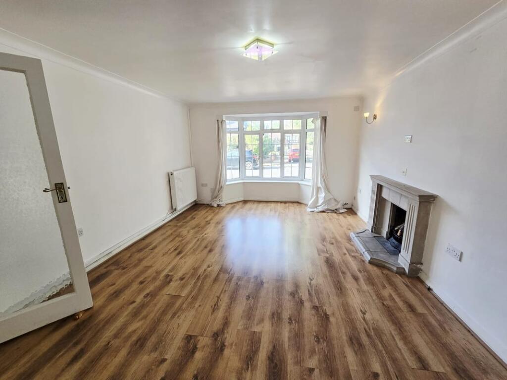 House in Harrow - View 2