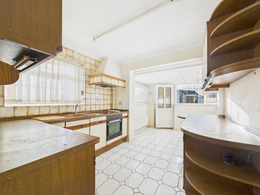 Plumtree Road, Hull, Yorkshire, HU12 - View 5