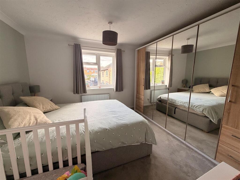 House in Swindon - View 5
