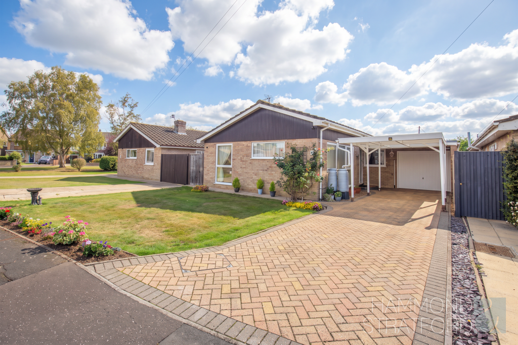 3-bed bungalow on Glengarry Close, Hethersett, £400,000