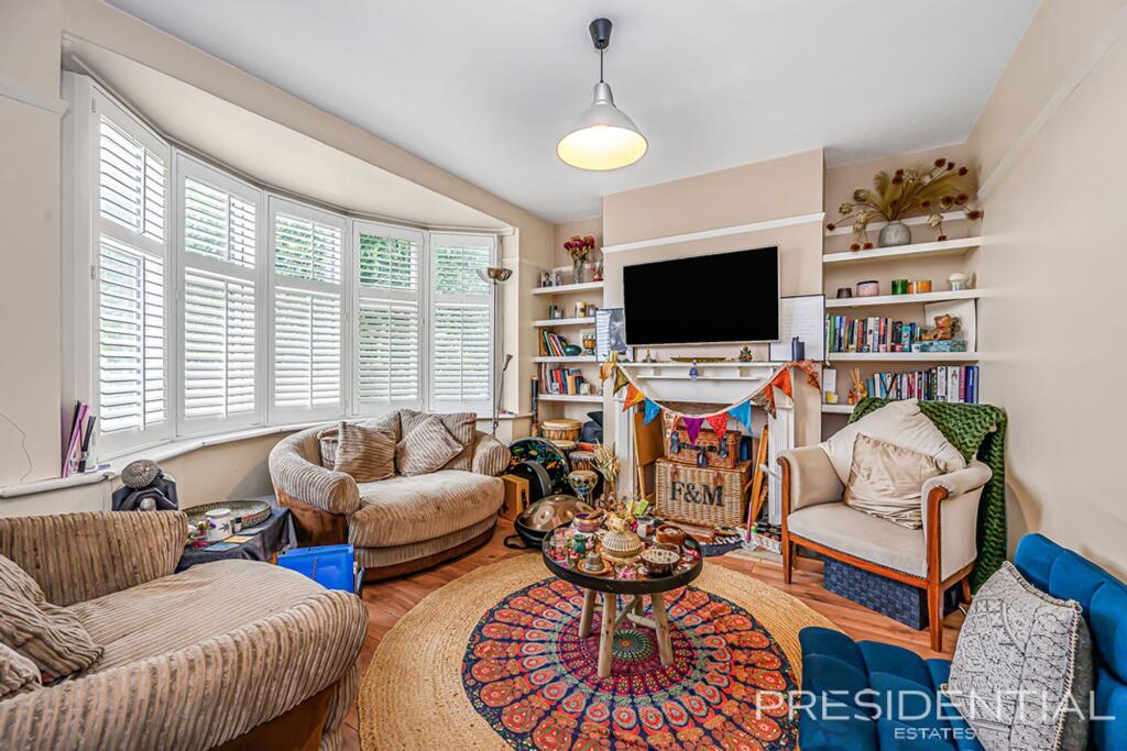 House in London - View 3