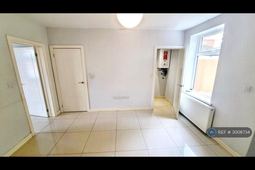 House in Bolton - View 5
