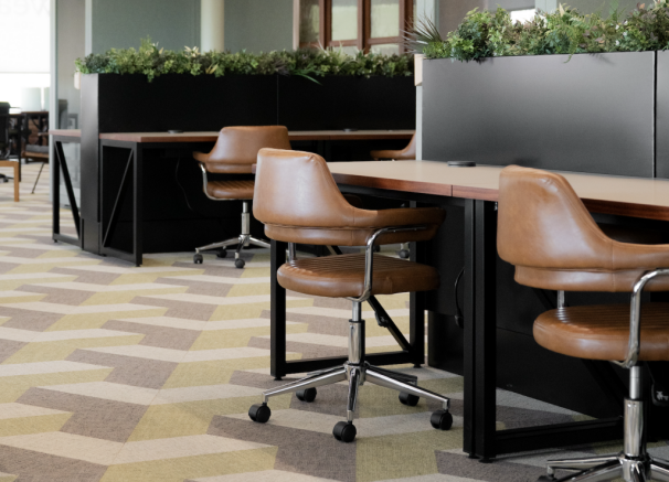 Hot Desk