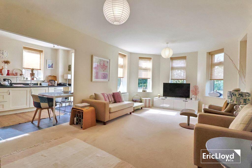 Apartment in Brixham, Torbay - View 4