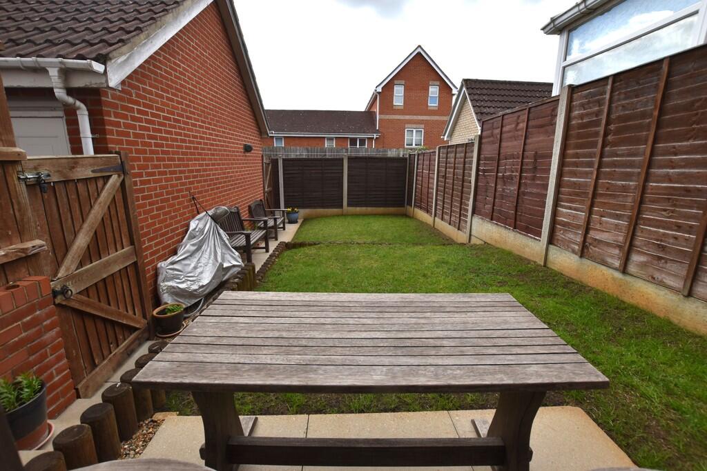 Stevens Close, Colchester photo 4