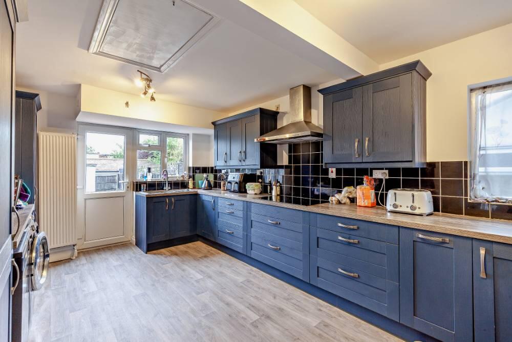 House in Southend-on-Sea, Essex - More