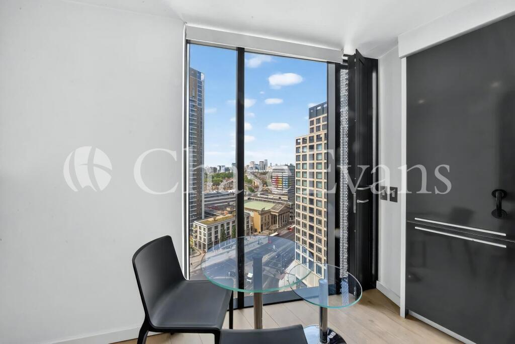 Apartment in London, Elephant and Castle - View 4