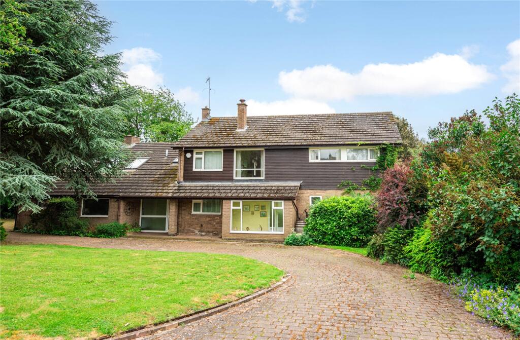 Main image of property: High Street, Rushton, Northamptonshire, NN14