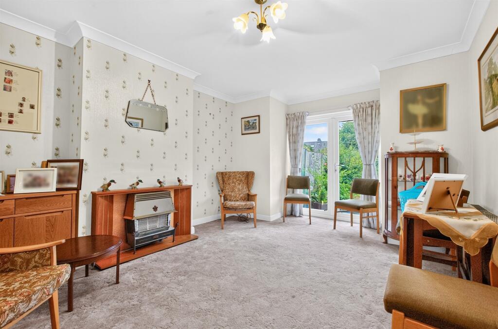 Crabtree Lane, Harpenden photo 4