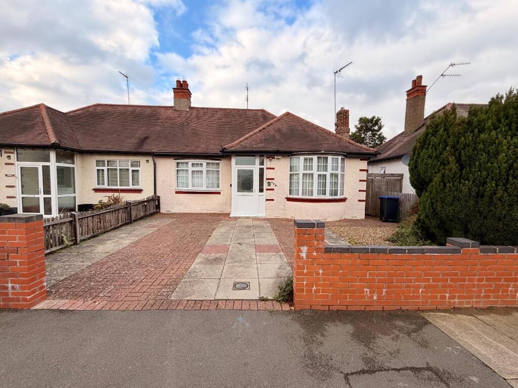 Main image of property: Bush Hill, The Headlands, Northampton NN3