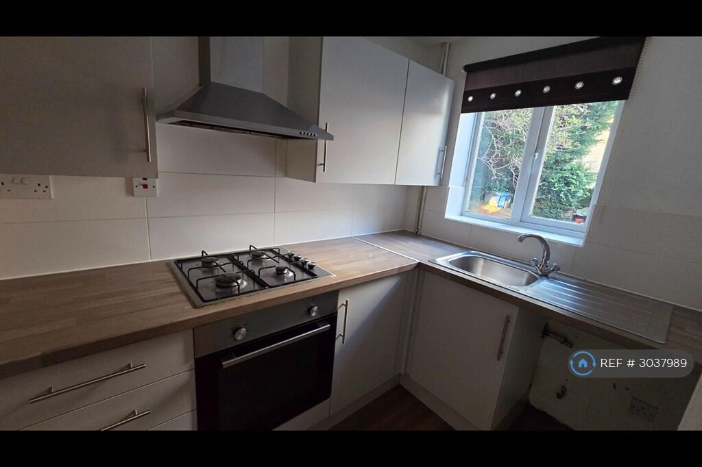 House in Northampton - View 5