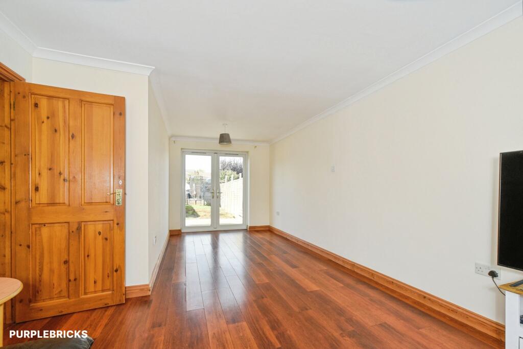 House in Swindon, Greenmeadow, Haydon Wick - View 5