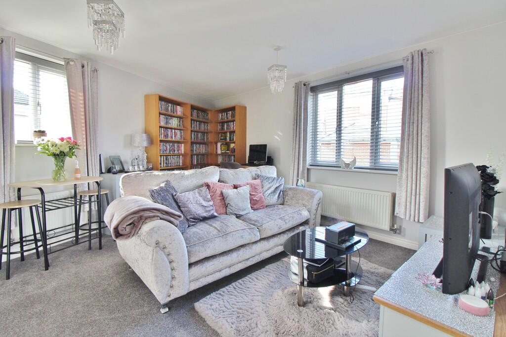 Apartment in Portsmouth - View 5