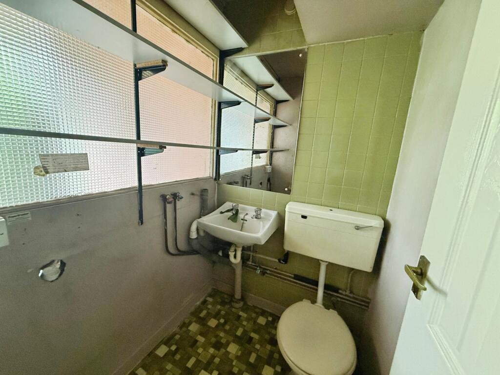 House in London - View 3