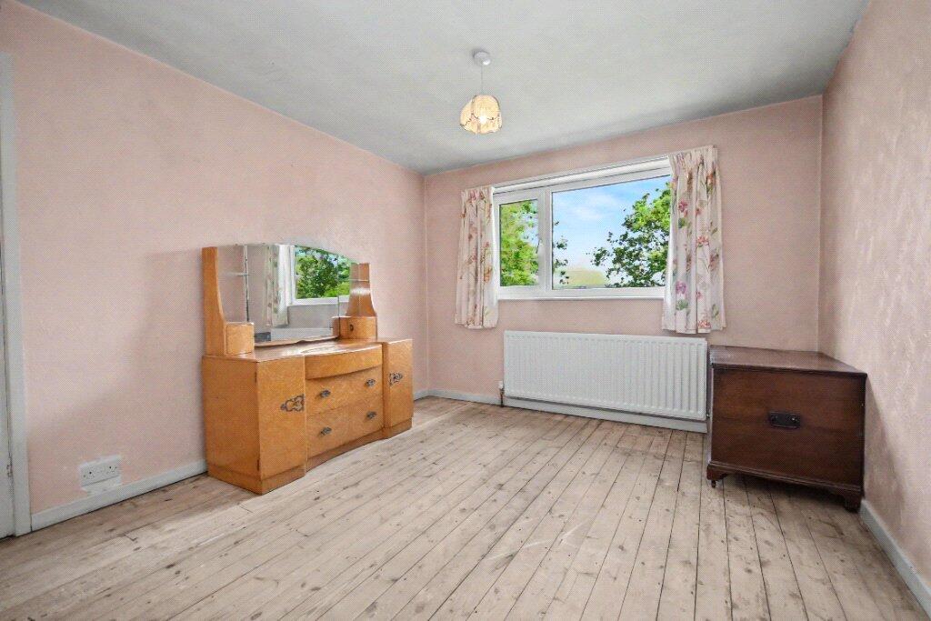 House in Wakefield - View 5