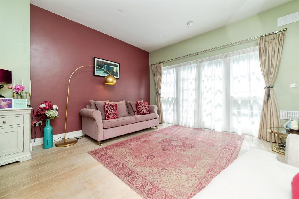 Apartment in Welwyn Hatfield, Welwyn - View 3