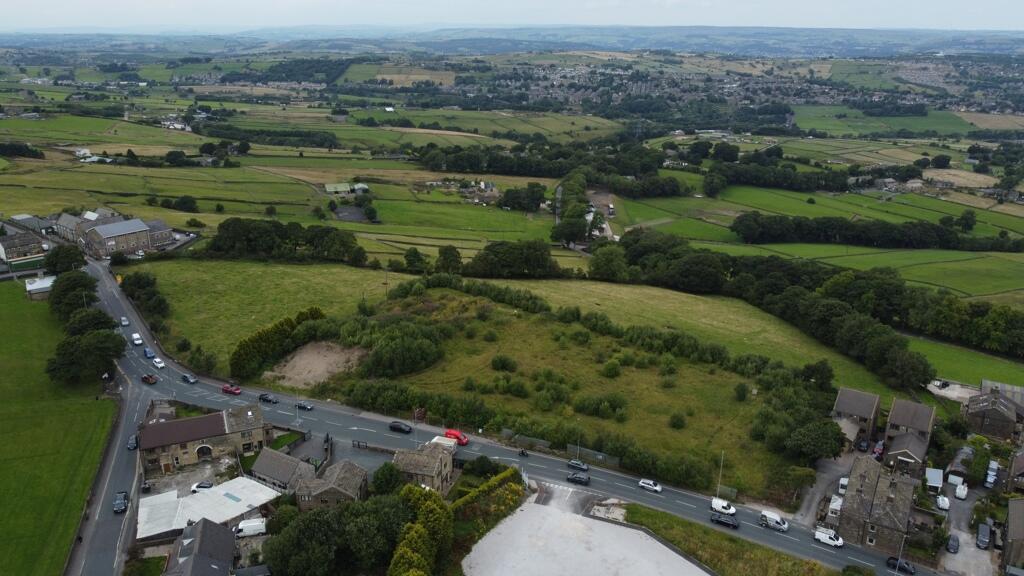 Albert Road, Queensbury, Bradford, BD13 1PL