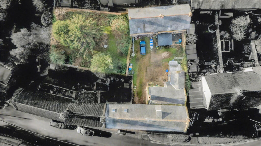 The Green, Hardingstone, Northampton, NN4 7BU - View 3