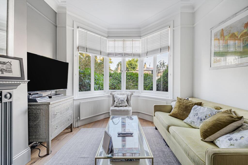 House in London - View 5