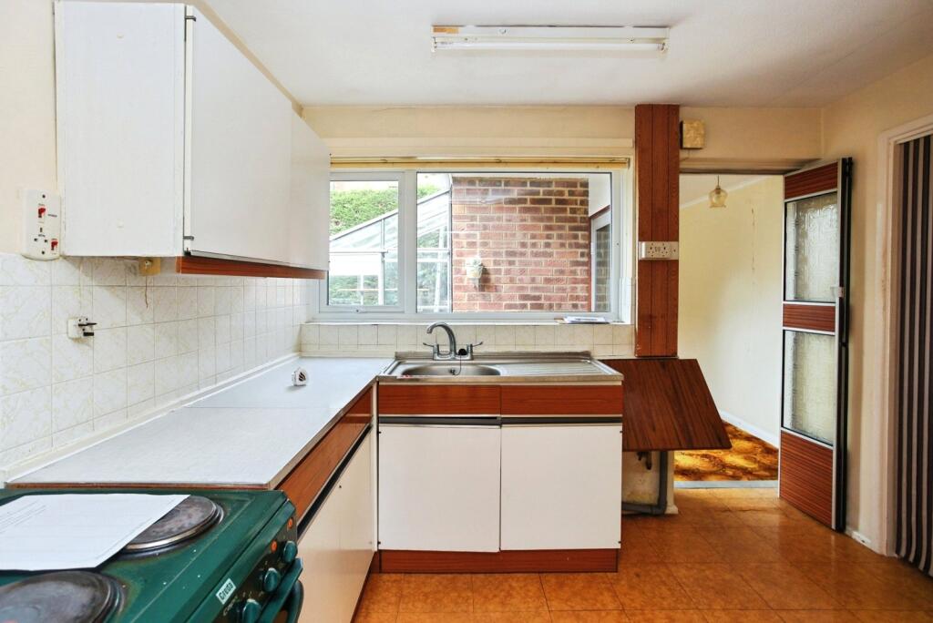 House in Tonbridge - View 4