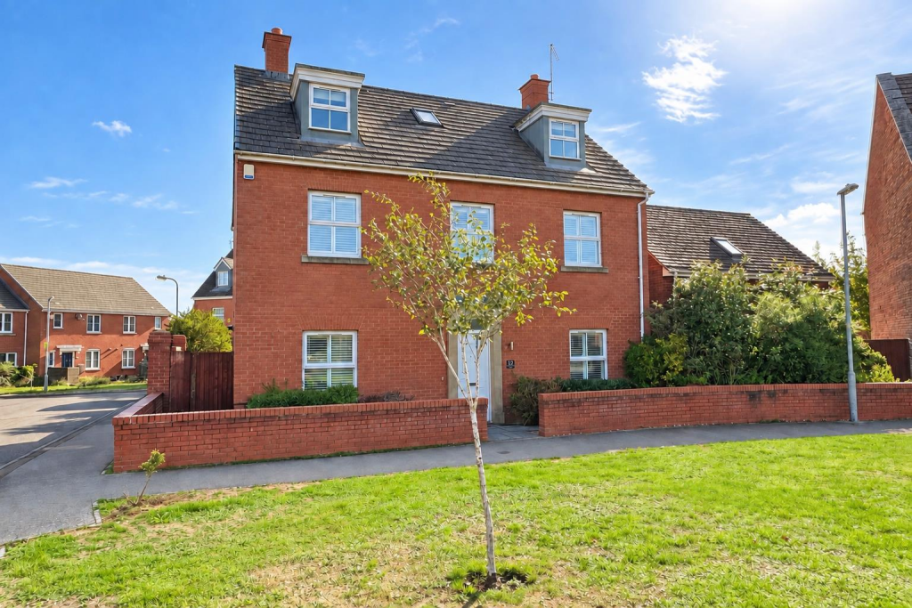Main image of property: Rowan Close, Desborough, Kettering