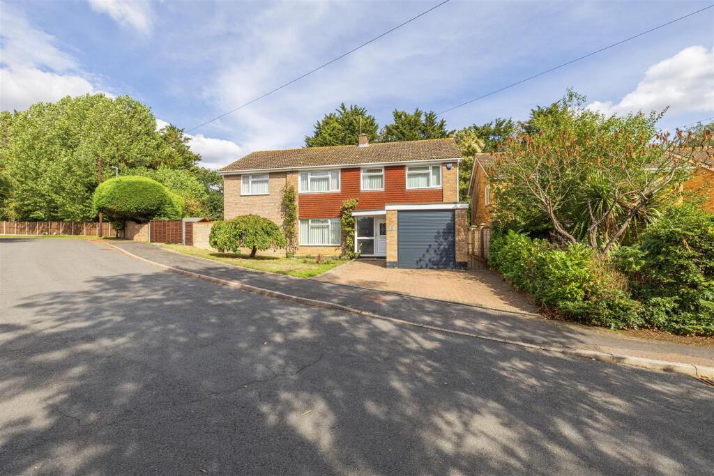 Main image of property: Lower Park Walk, Holton, Halesworth
