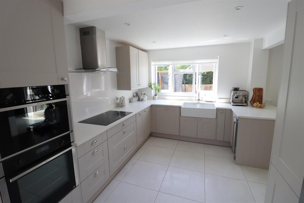 House in London - View 3