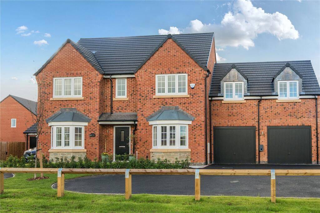 5-bed detached on Moore Close, Mountsorrel, Loughborough, £650,000