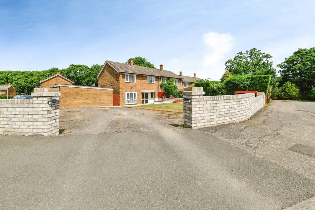 Main image of property: Longfields, Stevenage, Hertfordshire, SG2